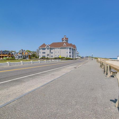 Breezy Oak Bluffs Condo - Steps To Inkwell Beach! Exterior photo